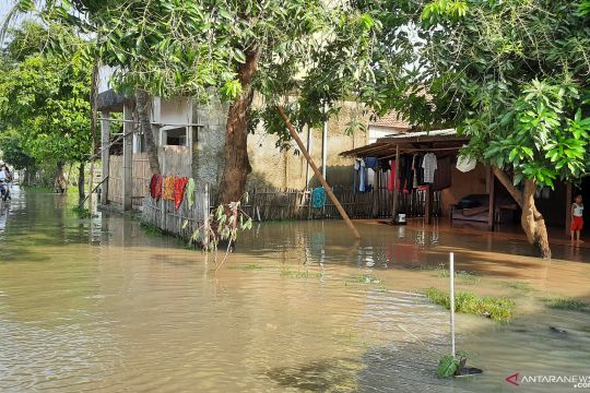 Korban banjir luapan sungai di Tangerang bertambah