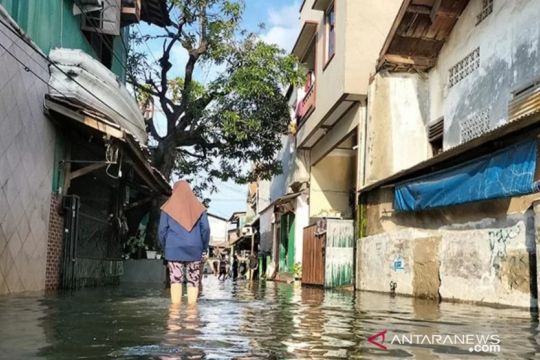DKI kemarin, pengungsi banjir hingga kasus Omicron