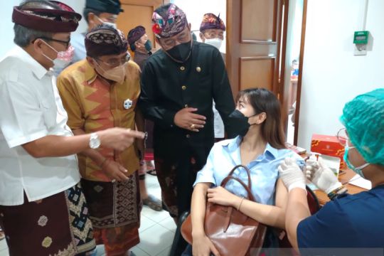 BI Bali fasilitasi vaksinasi COVID-19 penguat untuk kalangan perbankan