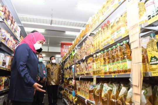 Gubernur Jatim minta satgas pangan pastikan harga minyak goreng