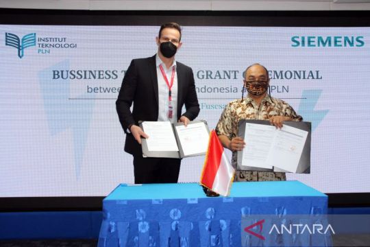 Institut Teknologi PLN terima hibah teknologi dari Siemens Indonesia