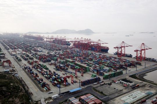 Perdagangan luar negeri Shanghai capai rekor tertinggi pada 2021