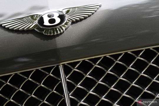 Bentley bersiap produksi mobil listrik pertamanya pada 2025