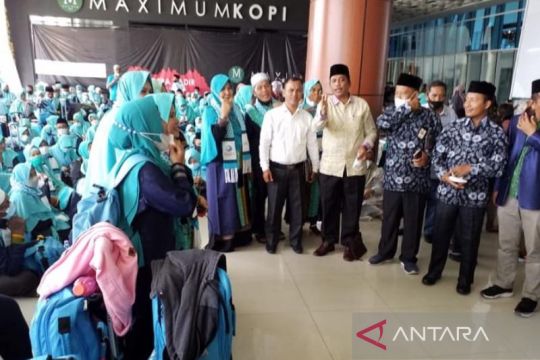 221 jamaah umrah Riau sudah pulang, 1 terpapar COVID-19