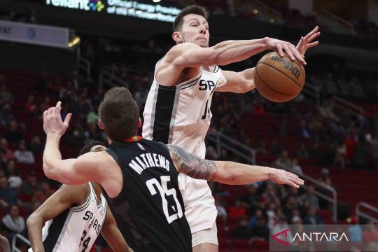 NBA: Spurs permalukan tuan rumah Rockets 134-104