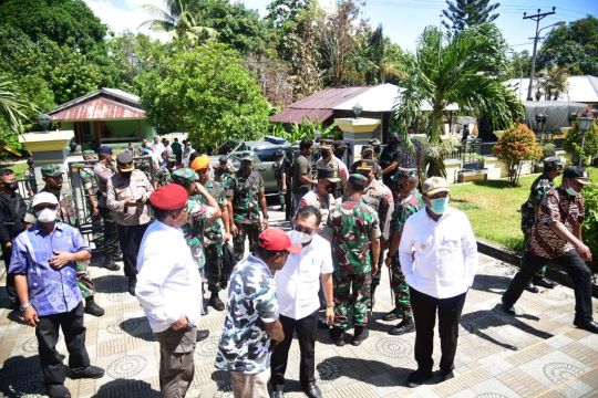 Mediasi Perdamaian, Kapolda, Pangdam dan Wagub Maluku Kunjungi Kariuw