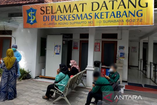 Antisipasi lonjakan COVID-19, aktifkan "hotline" puskesmas se-Surabaya