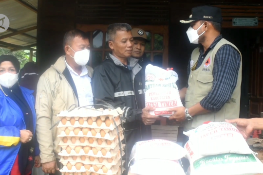 Dinsos salurkan ribuan paket bantuan untuk korban banjir di Aceh