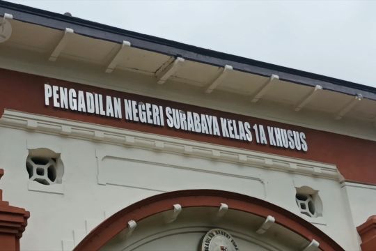 Hakim dan panitera di Surabaya terjaring OTT KPK