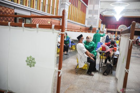 Jawa Barat sedia layanan tes PCR gratis bagi warga yang hendak berhaji