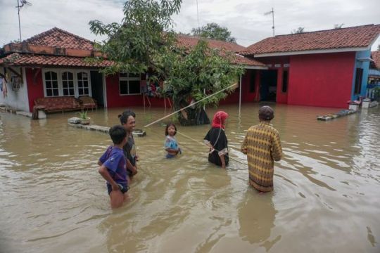 Banjir di Kabupaten Pekalongan Page 1 Small