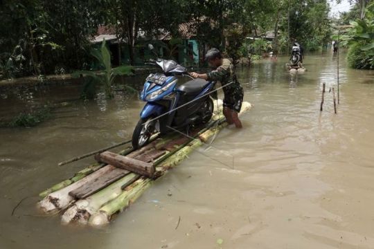 Banjir di Banyumas Page 1 Small