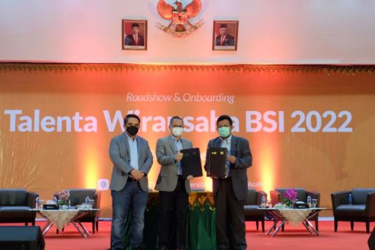BSI berikan beasiswa bagi mahasiswa berprestasi di Unhas