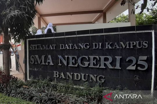 40 unit komputer di SMAN 25 Bandung raib digondol komplotan pencuri