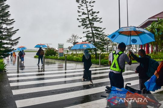 Lion Air dari Makasar batal mendarat di Ambon akibat cuaca buruk