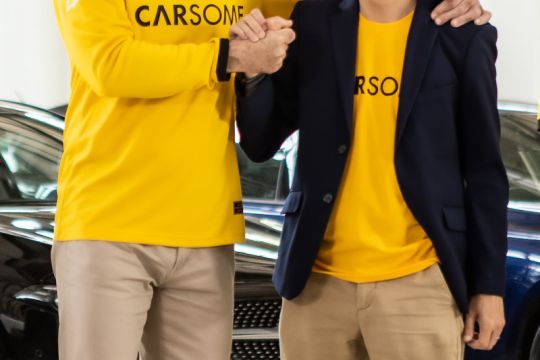 Carsome tunjuk legenda sepak bola Eric Cantona jadi Brand Ambassador