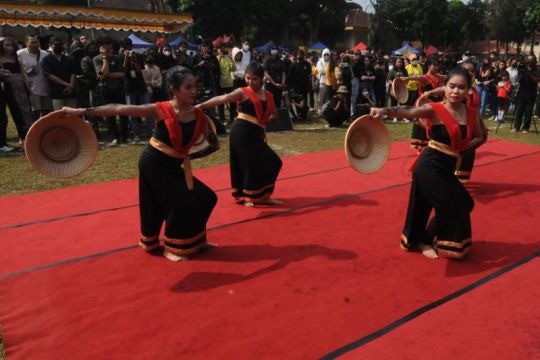 Festival budaya di UKSW Page 1 Small