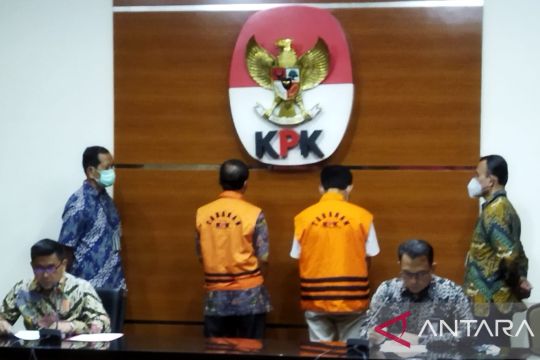 KPK tetapkan mantan Kepala Bappeda Jatim Budi Setiawan tersangka suap