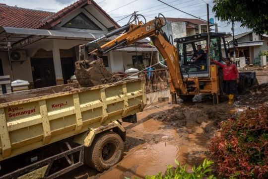 Pascabanjir bandang di Perumahan Wahyu Utomo Semarang Page 3 Small