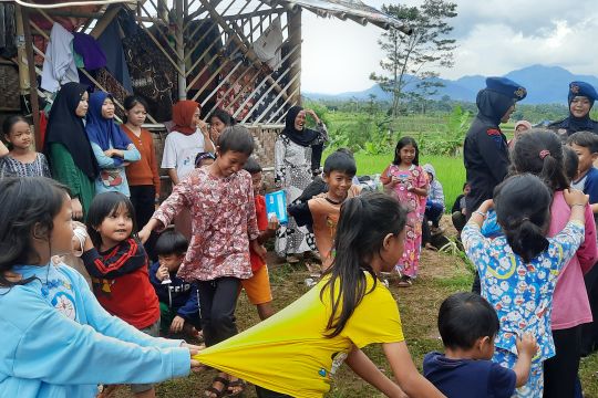 Keceriaan anak-anak penyintas gempa Cianjur ikut pemulihan trauma
