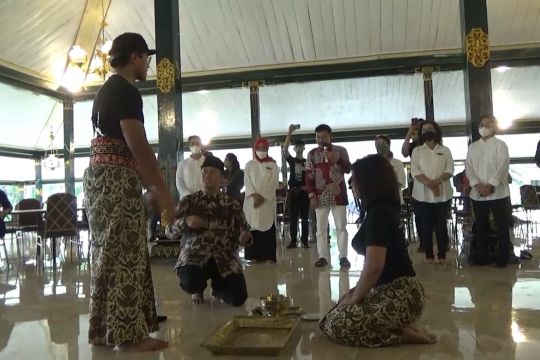 Prosesi Panggih Kaesang-Erina ikuti adat Kraton Yogyakarta