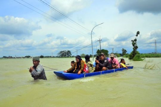 Banjir di Kudus Page 1 Small