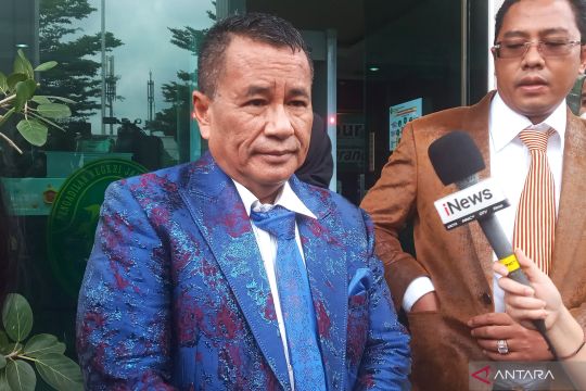Hotman Paris sebut kasus Teddy Minahasa "prematur" disidangkan