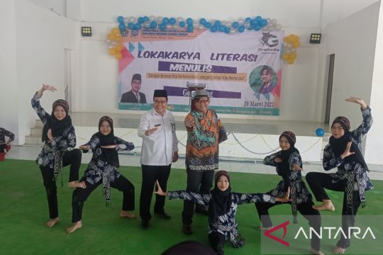 Duta Baca Indonesia "Gol A Gong" dorong semangat literasi di madrasah