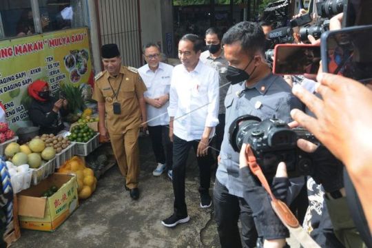 Presiden kunjungi Pasar Selo Boyolali Page 2 Small