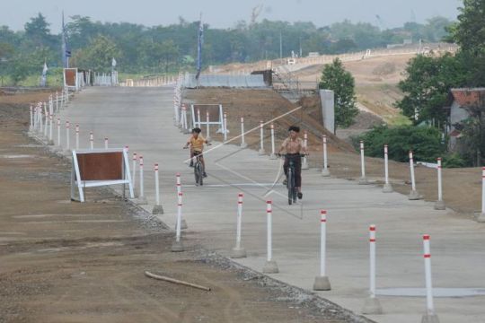 Arus balik di jalan tol fungsional Solo-Yogyakarta Page 3 Small