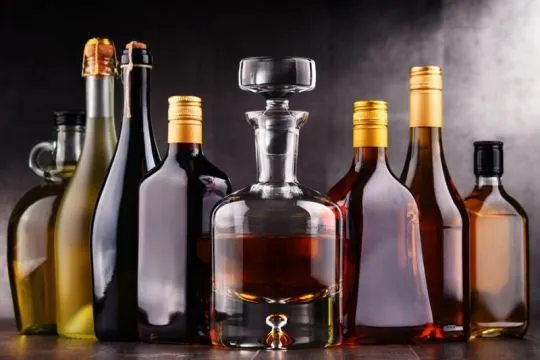Benarkah alkohol bikin susah tidur? Ini jawabannya