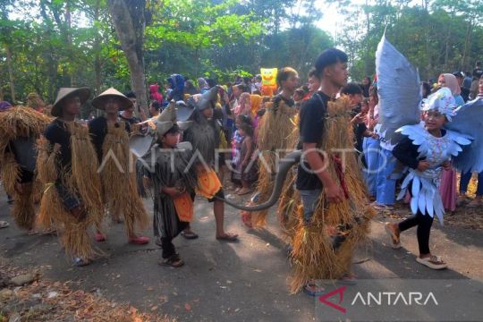 Festival Memeden Gadhu di Jepara Page 1 Small