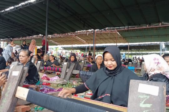 Pemkab Lombok Tengah bukukan rekor MURI&nbsp;Festival "Jelo Nyesek"