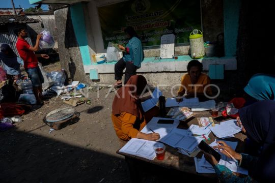 Bank sampah di Solo Page 2 Small