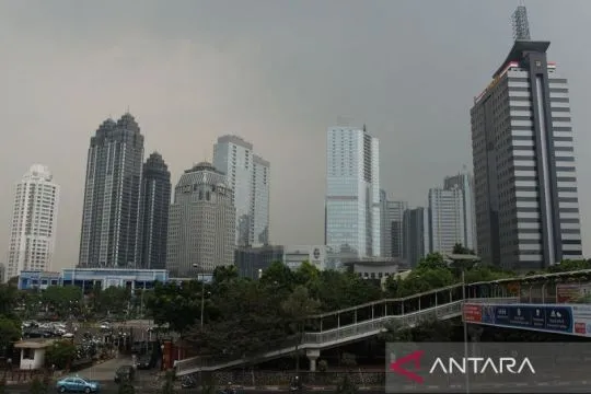 Hujan ringan guyur wilayah Jakarta pada Selasa sore hingga malam