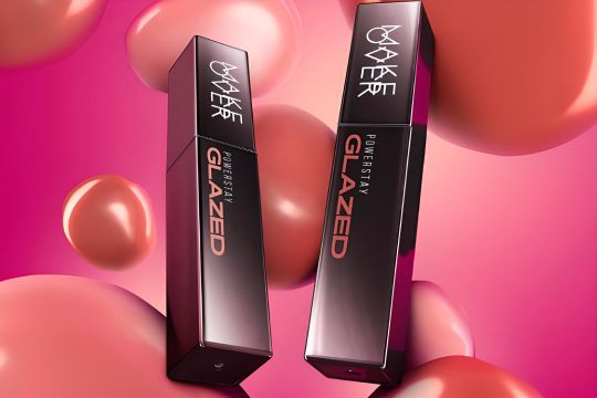 Make Over luncurkan pewarna bibir Powerstay Glazed Lock Lip Pigment