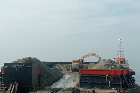 KJL tingkatkan pengiriman material bangunan ke IKN