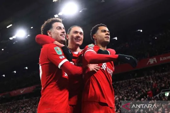 Liverpool raih kemenangan 3-1 atas Preston North End