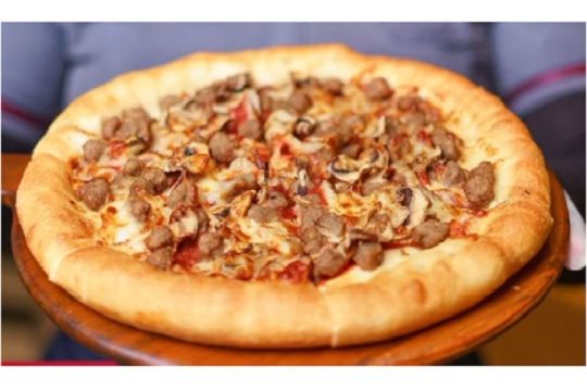 Buka puasa bersama di Pizza Hut tambah seru dengan diskon Debit BRI