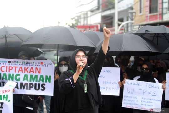 AKSI DAMAI PERINGATI HARI PENDIDIKAN NASIONAL
