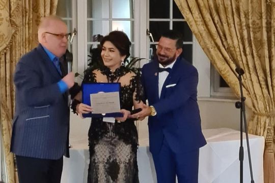 Deby Vinski jadi pemimpin rapat Badan Stem Cell Dunia di Geneva