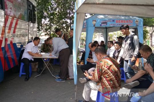 SIM Keliling ada juga di Lobby Admisi Kampus Anggrek Binus