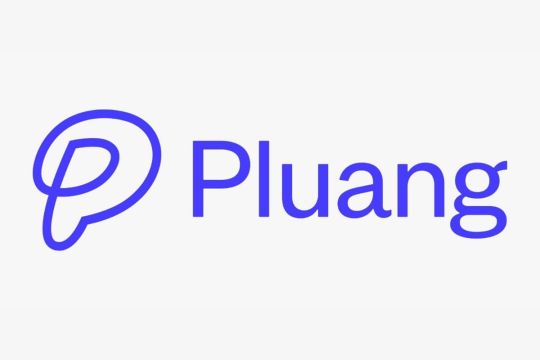 Aplikasi Pluang rilis fitur trading saham AS dan ETF selama 24 jam