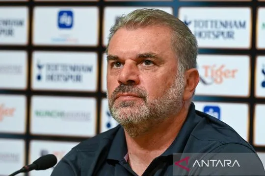 Postecoglou minta Tottenham tak terlena oleh rekor positif hadapi MU