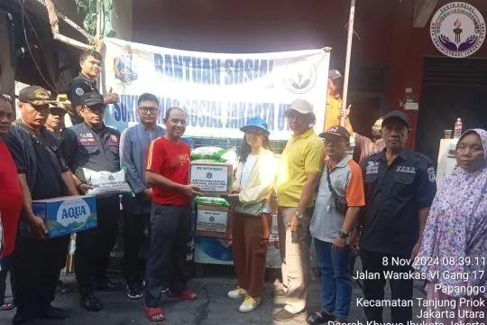 Pemkot Jakut salurkan bantuan korban terdampak kebakaran di Papanggo