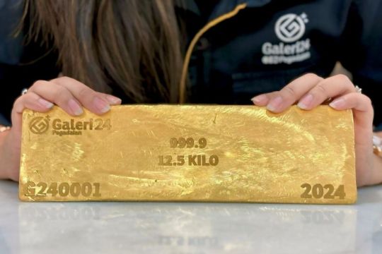 Cara membeli emas batangan secara online di Galeri 24