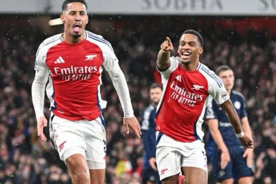 Saliba dan Timber dipastikan absen di laga terakhir Arsenal musim ini