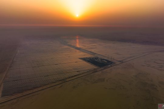Bertamu ke PLTS raksasa di Tanah Minyak