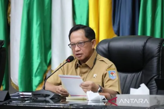 Mendagri minta jajaran cek belanja dan pendapatan pemda tiap bulan