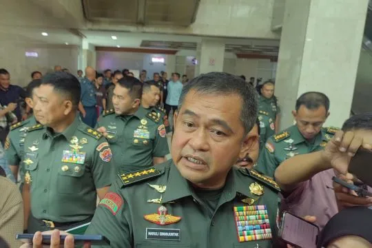 KSAD: Letkol Teddy tak perlu mundur dari TNI karena jabat Seskab